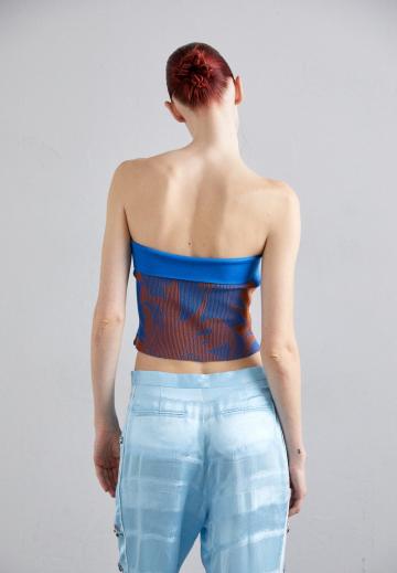 Топ без бретелек