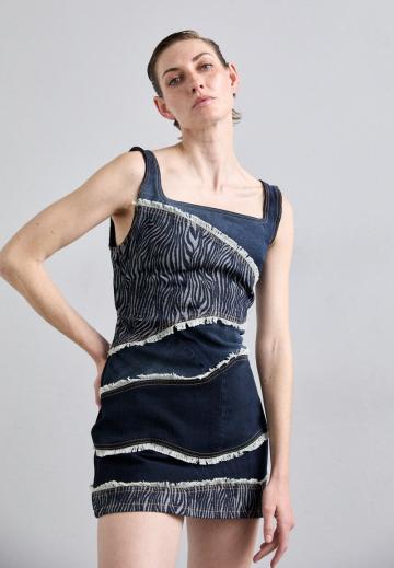 Джинсовый комбинезон