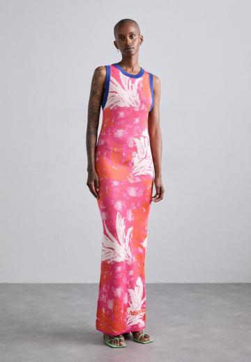 Длинное платье