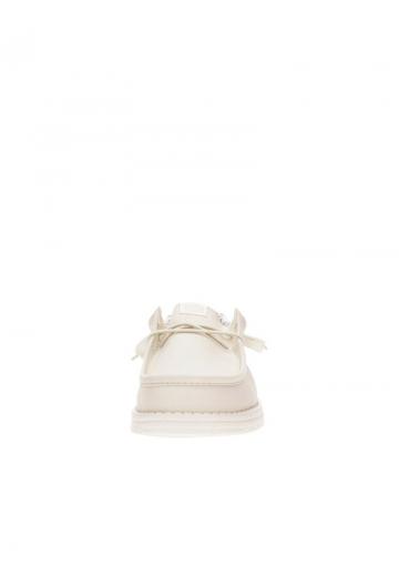 Ботинки на шнуровке