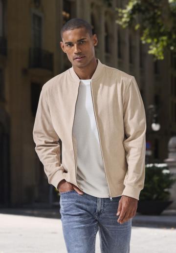 Куртка бомбер