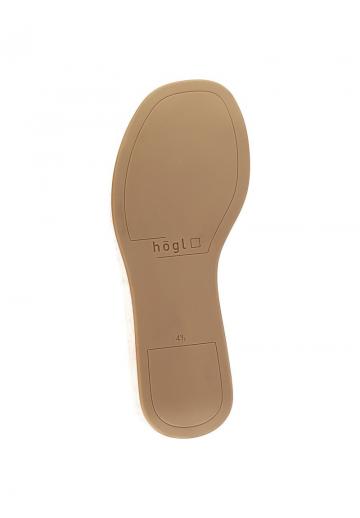 Босоножки на танкетке