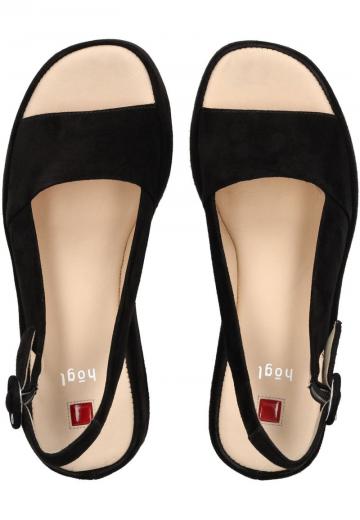 Босоножки на танкетке