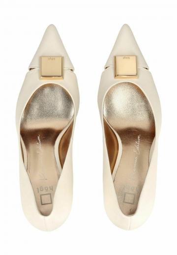 Туфли на высоком каблуке