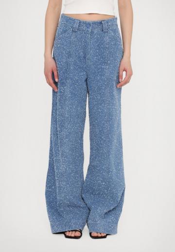 Джинсы бойфренда