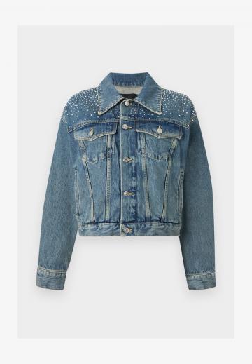 Джинсовая куртка