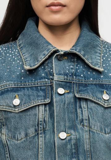 Джинсовая куртка