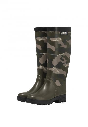 Резиновые сапоги