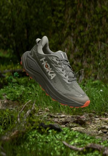 Беговые кроссовки