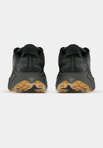 Беговые кроссовки