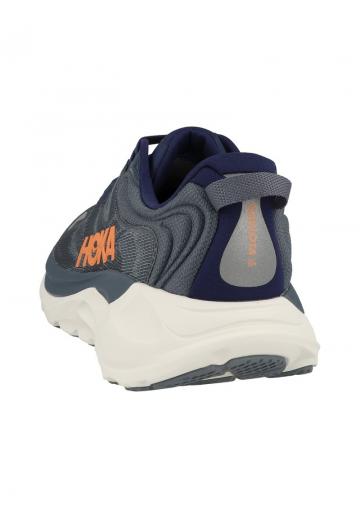 Беговые кроссовки