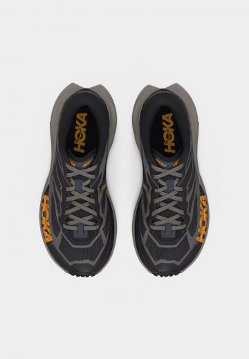 Беговые кроссовки