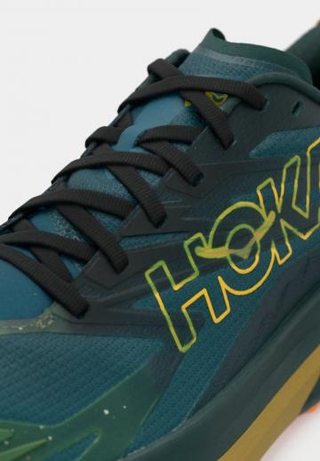 Беговые кроссовки