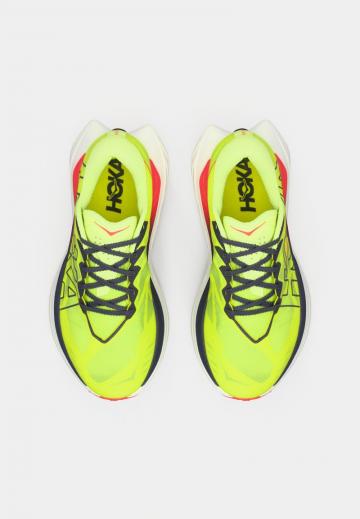 Беговые кроссовки