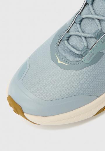 Походные ботинки