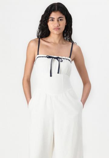 Джинсовый комбинезон