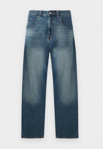Свободные джинсы