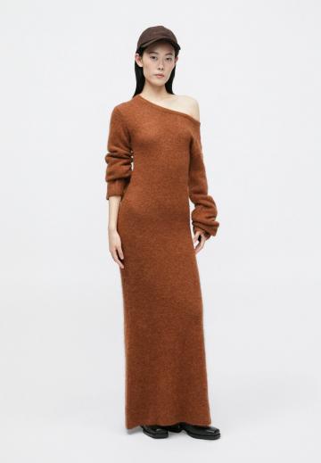 Вязаное платье