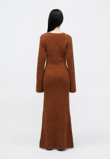 Вязаное платье