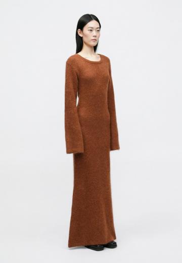 Вязаное платье