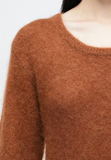 Вязаное платье