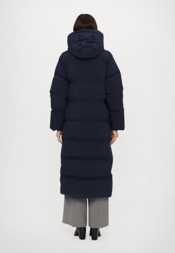 Пуховое пальто