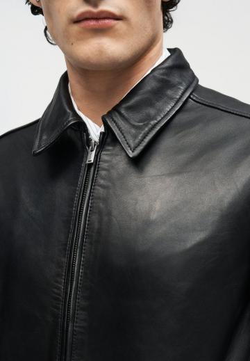 Кожаная куртка