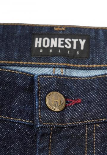 Узкие джинсы