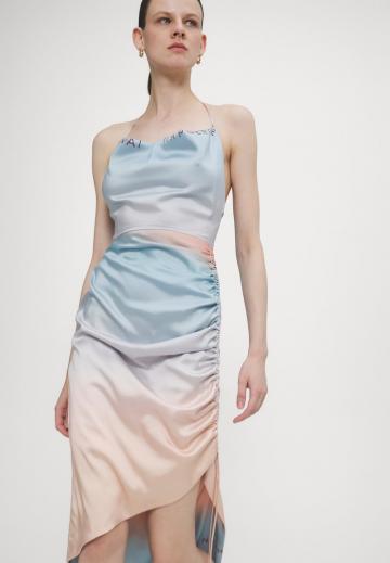 Пляжное платье