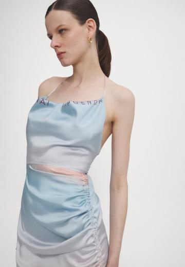 Пляжное платье