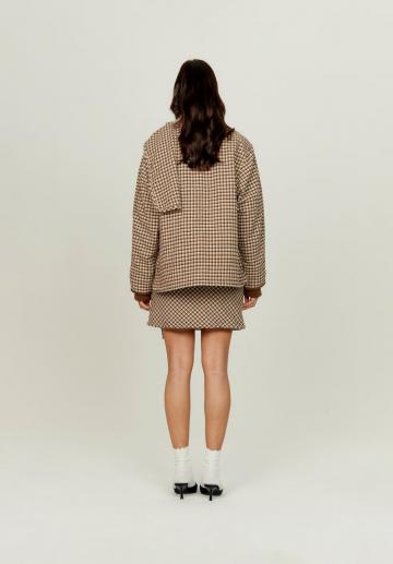 Короткое пальто