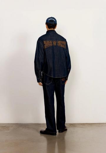 Прямые джинсы