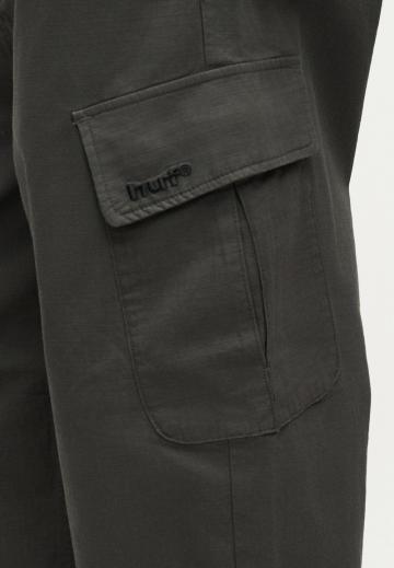 Брюки с накладными карманами