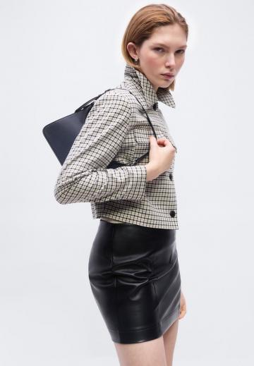 Короткий блейзер