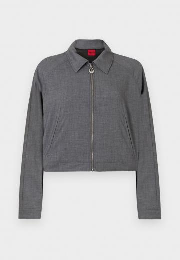 Короткая куртка