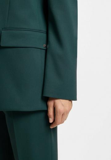 Короткое пальто