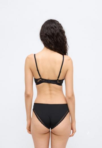 Бюстгальтер