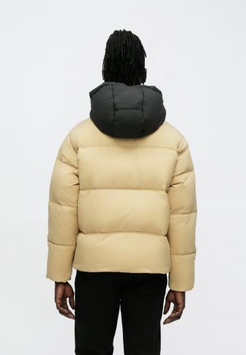 Зимняя куртка