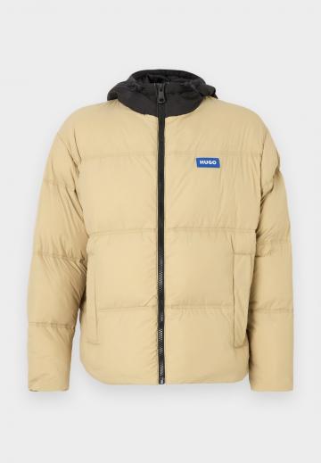 Зимняя куртка