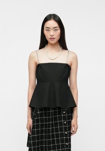 Топ на бретельках