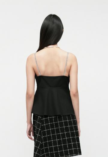 Топ на бретельках