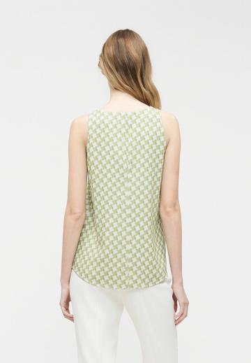 Блузка без рукавов