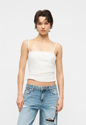 Топ на бретельках