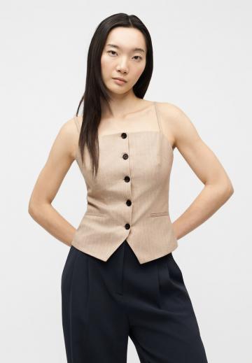 Топ на бретельках