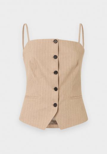 Топ на бретельках