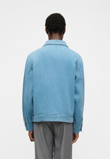 Джинсовая куртка