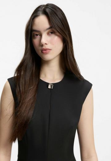 Платье футляр