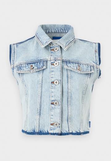 Джинсовая жилетка