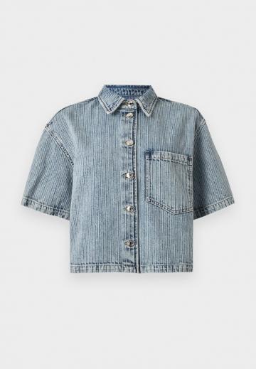 Джинсовая блузка