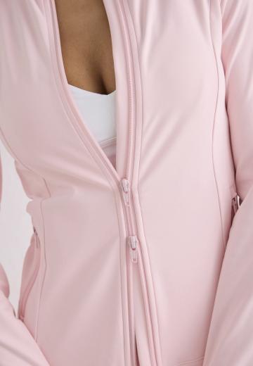 Спортивная куртка